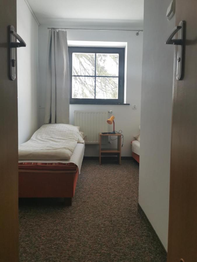 Hotel Straszny Dwor Duszniki Zdrój Pokoj fotografie