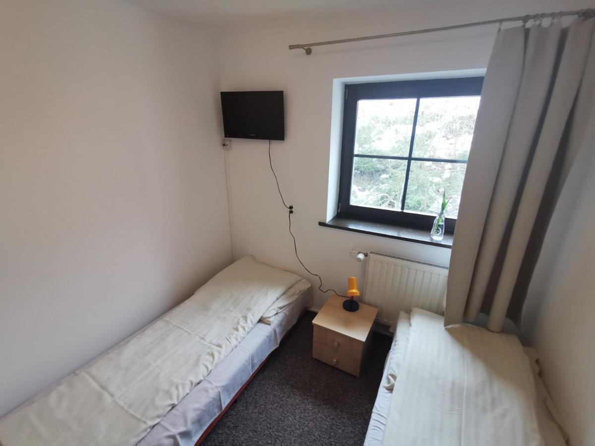 Hotel Straszny Dwor Duszniki Zdrój Pokoj fotografie