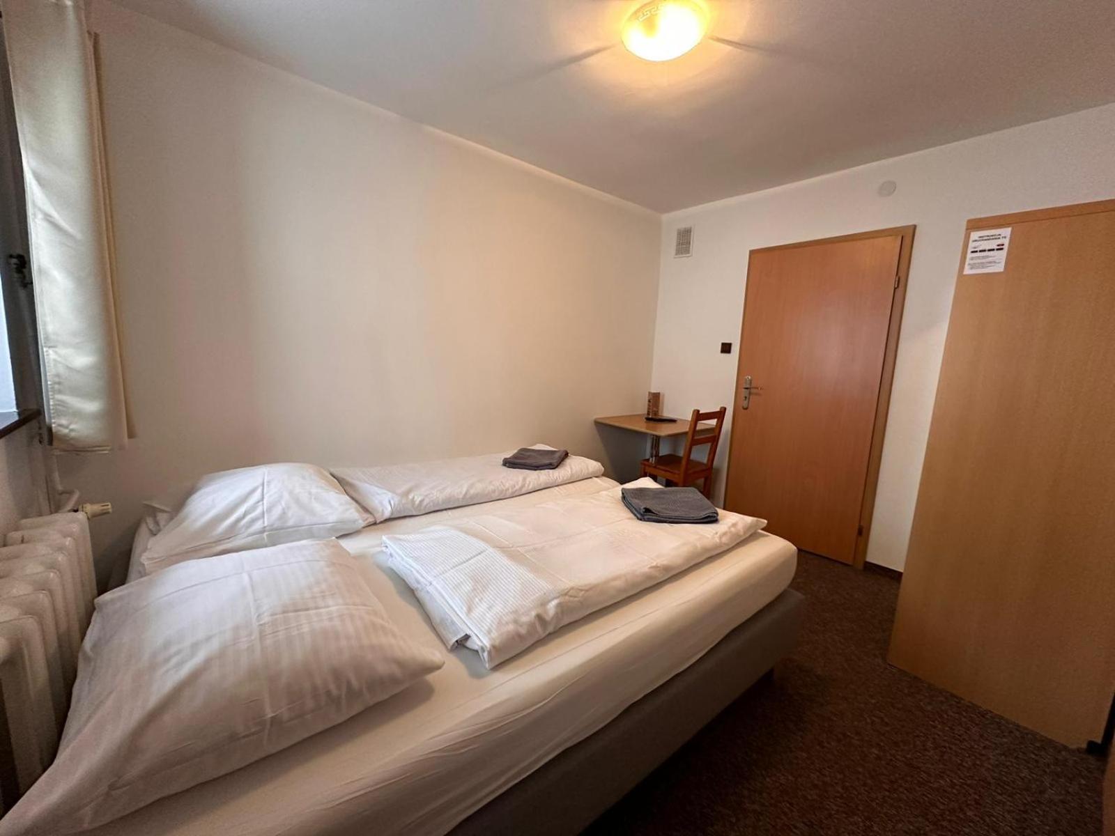 Hotel Straszny Dwor Duszniki Zdrój Pokoj fotografie