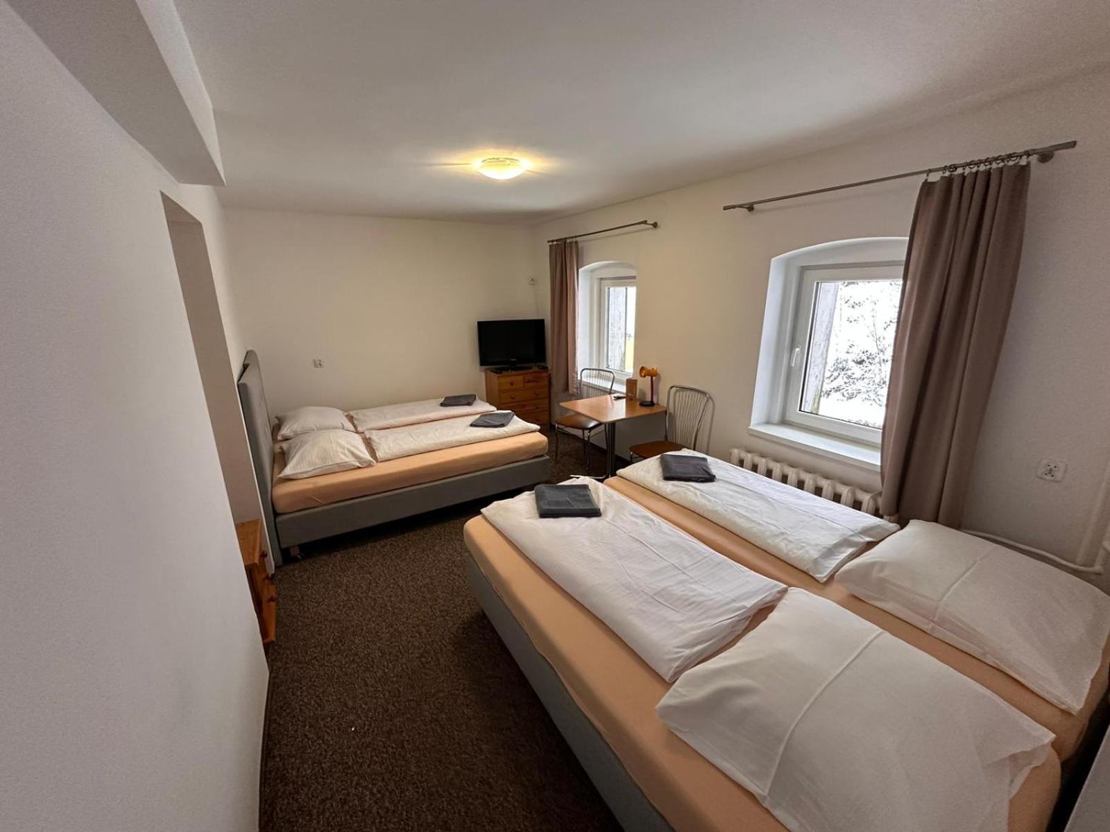 Hotel Straszny Dwor Duszniki Zdrój Pokoj fotografie